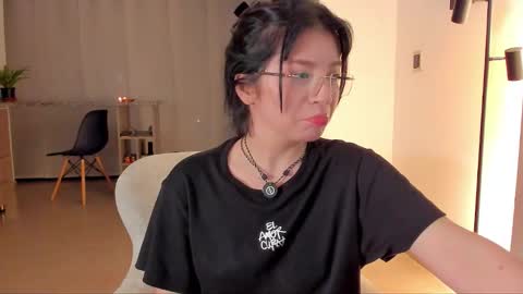 Tsuky online show from November 2025 02:14:02 AM