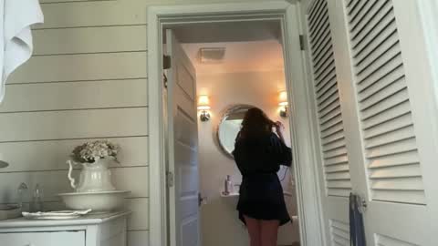 ttmarieee online show from November 2025 03:24:02 PM