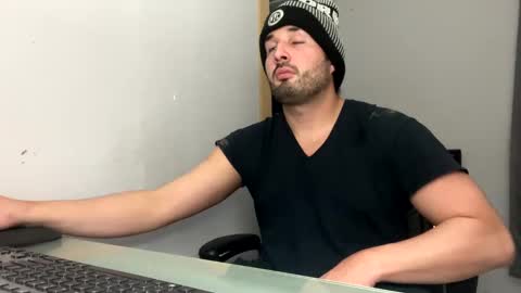 Stimulation make me Cum in Public or in Pvt   online show from December 2024 02:07:02 AM