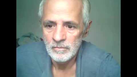 Snapshot of tuamigo8a chatting on September 2025 12:32:02 PM Siveomeves online show from September 2025 12:32:02 PM