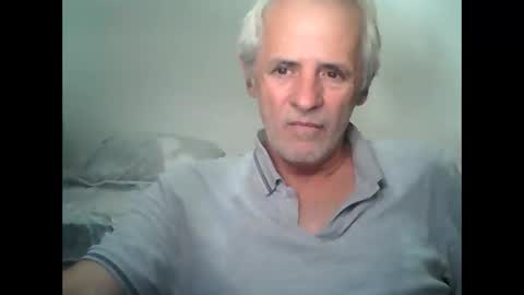 Snapshot of tuamigo8a chatting on October 2025 06:15:01 PM Siveomeves online show from October 2025 06:15:01 PM