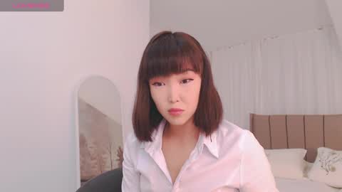 Snapshot of tumilio chatting on December 2024 04:24:01 AM TumiLio online show from December 2024 04:24:01 AM