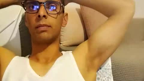 TunisienSexyGuy online show from April 2026 07:38:02 PM