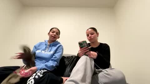 Tus reinas online show from January 2025 06:59:01 AM