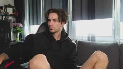 Snapshot of tusugeo chatting on June 2026 10:03:02 AM Tony Tusugo online show from June 2026 10:03:02 AM