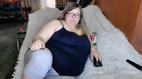 Lana online show from March 2025 07:48:01 AM