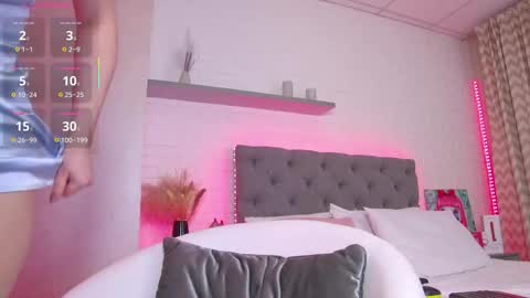 Hallie online show from October 2025 01:50:02 AM