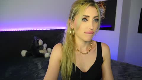 MayCarrey online show from January 2025 01:27:02 AM