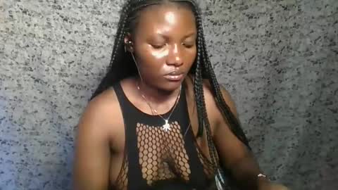 twerker_lyly online show from October 2025 12:56:02 PM