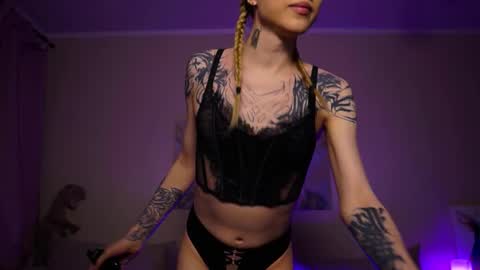 Maria 3 online show from September 2025 05:38:01 PM