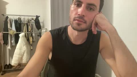 Snapshot of twikboy chatting on October 2025 08:27:02 PM Twinkboy online show from October 2025 08:27:02 PM