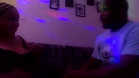 Twin and Lea online show from October 2025 04:55:02 AM