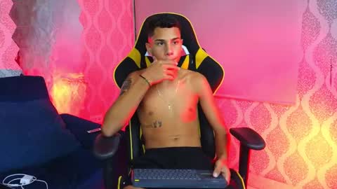 Dani online show from September 2025 07:37:01 PM