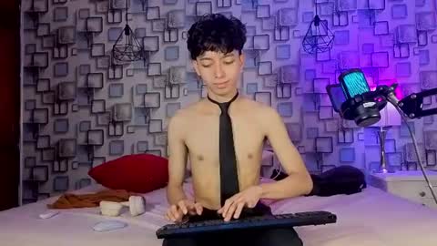Snapshot of twink_sebas7 chatting on June 2026 12:15:02 PM Sebastin online show from June 2026 12:15:02 PM