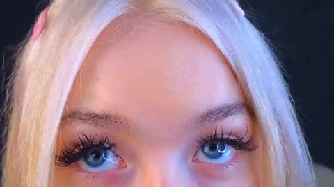 twinklefluff online show from March 2025 10:51:01 AM