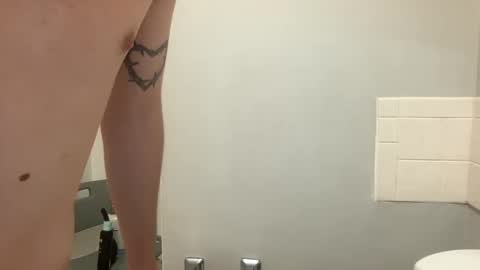 Snapshot of twinkycameron chatting on October 2025 08:11:02 AM twinkycameron online show from October 2025 08:11:02 AM