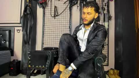 Clio  Tadeo online show from January 2026 03:10:01 AM