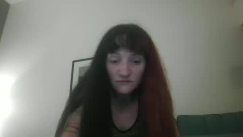 Snapshot of twistedlilpunk chatting on January 2025 12:19:01 PM twistedlilpunk online show from January 2025 12:19:01 PM
