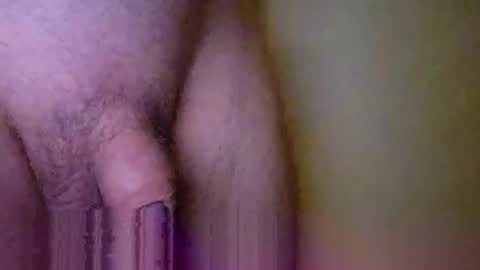 Snapshot of twocmonly chatting on February 2026 05:33:02 AM twocmonly online show from February 2026 05:33:02 AM