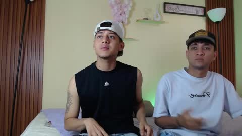 twohottrouble  online show from March 2026 09:16:02 PM