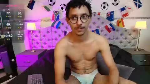 Snapshot of twunkmiguel chatting on June 2026 12:59:02 AM TwunkMiguel online show from June 2026 12:59:02 AM