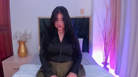 Tyanna Ferrell online show from October 2025 02:12:02 AM