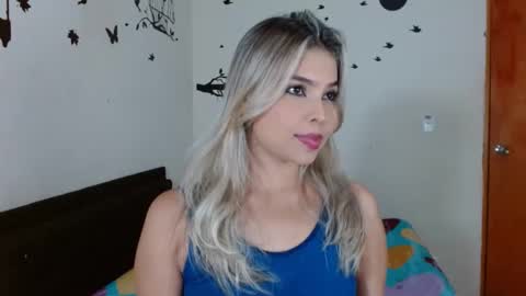 tyfanny19 online show from February 2025 05:18:02 PM