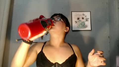 Snapshot of tyla_23 chatting on June 2026 02:18:02 PM Tyla online show from June 2026 02:18:02 PM