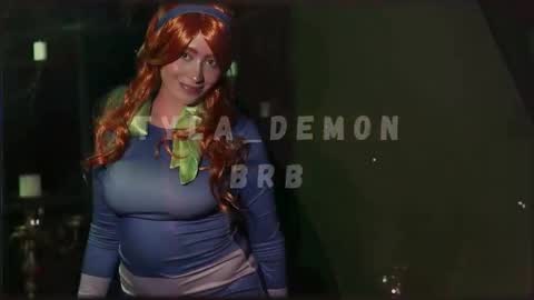 Snapshot of tyla_demon chatting on March 2026 07:15:01 AM TYLA online show from March 2026 07:15:01 AM