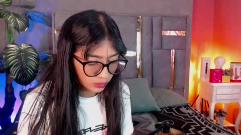 tyla_ks online show from September 2025 08:34:01 PM