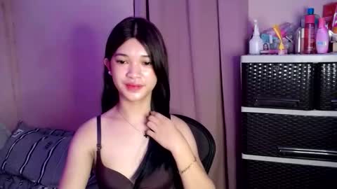 Snapshot of tyladine chatting on October 2025 07:55:01 PM tyladine online show from October 2025 07:55:01 PM