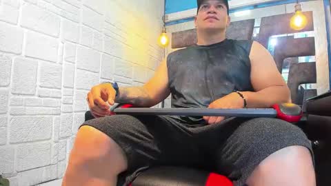 Snapshot of tyleer_scot chatting on March 2026 07:07:02 PM Tyleer Scot online show from March 2026 07:07:02 PM