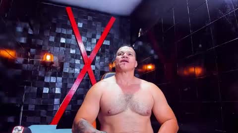 Snapshot of tyleer_scot chatting on April 2026 07:23:02 PM Tyleer Scot online show from April 2026 07:23:02 PM