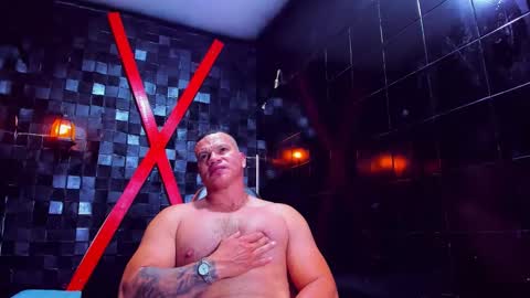 Snapshot of tyleer_scot chatting on April 2026 08:31:01 PM Tyleer Scot online show from April 2026 08:31:01 PM