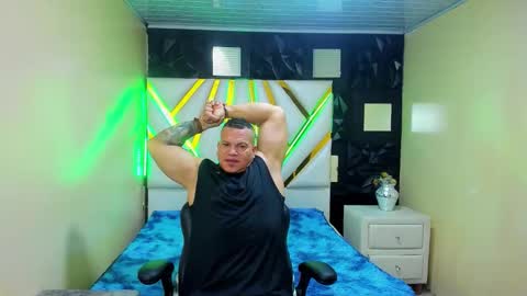 Snapshot of tyleer_scot chatting on April 2026 08:25:02 PM Tyleer Scot online show from April 2026 08:25:02 PM