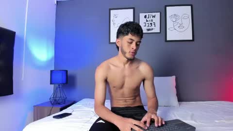 Tyler Fox online show from April 2026 09:16:02 PM