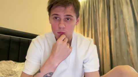 tyler_garrner online show from November 2025 01:24:03 PM