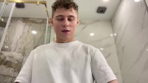 tyler_garrner online show from November 2025 05:30:02 AM