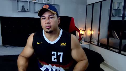 tyler_hank1 online show from January 2025 11:22:01 PM