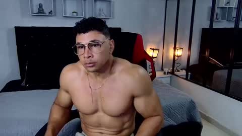 tyler_hank1 online show from March 2025 10:45:02 AM