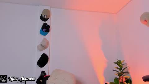 Tyler online show from October 2025 10:08:02 PM