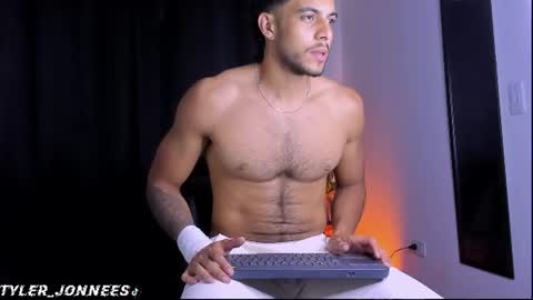 Snapshot of tyler_jonnes chatting on June 2026 11:52:01 PM Tyler online show from June 2026 11:52:01 PM