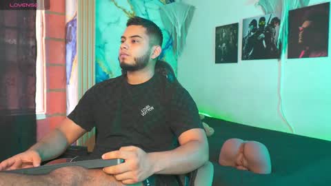 Tyler online show from November 2025 07:04:01 PM