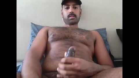 tylerd45637 online show from December 2025 06:18:01 AM