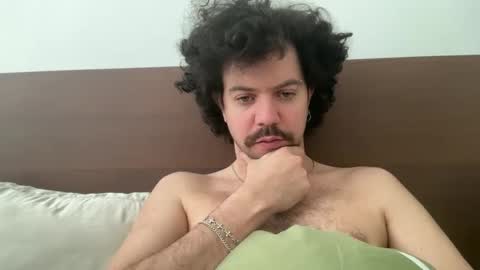 Tyleruzi online show from December 2024 04:49:02 PM