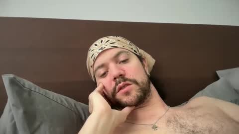 Tyleruzi online show from January 2025 06:06:01 PM