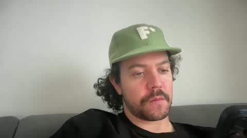 Tyleruzi online show from February 2025 09:07:02 PM