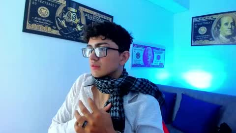   online show from December 2024 02:43:02 AM