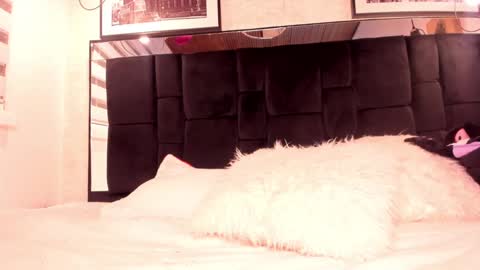       online show from March 2025 09:22:01 AM