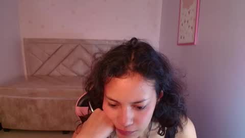 TYNA  online show from September 2025 04:29:01 PM